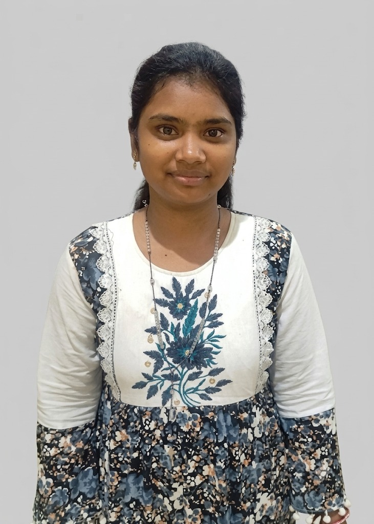 Karina Ekka - Full time Cleaner and Baby Sitter in Malad in Mumbai